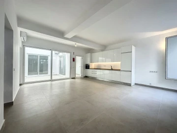 Moradia T12 para Venda em Portimão