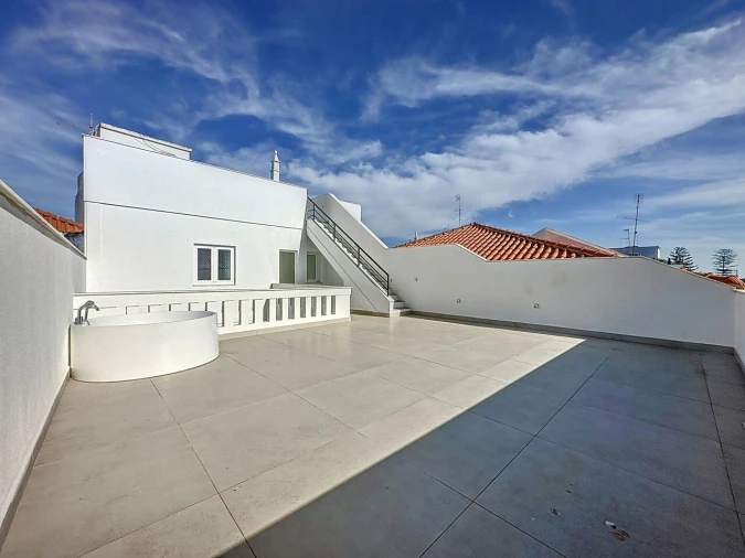 Moradia T12 para Venda em Portimão Foto 59