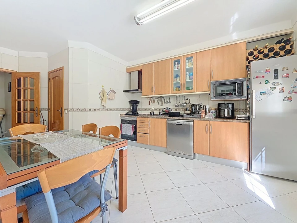 Apartamento T3 para Venda em Portimão Foto 1