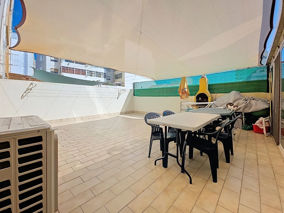 Apartamento T3 para Venda em Portimão Foto 3