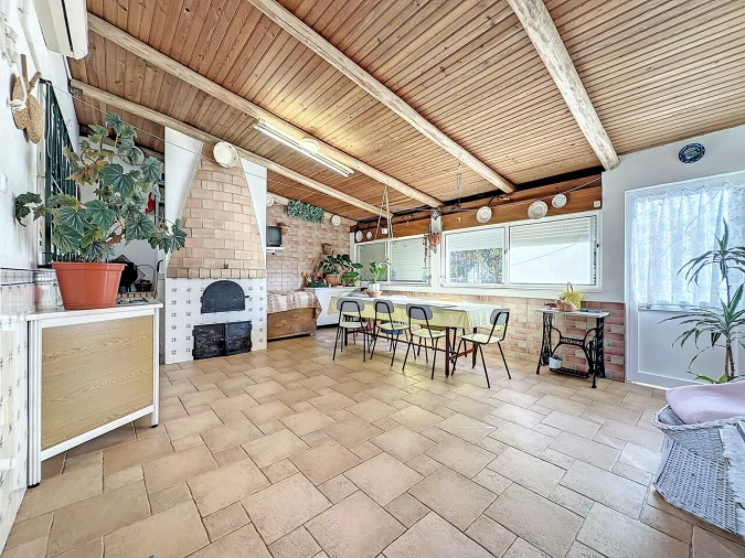 Moradia T1 para Venda em Mexilhoeira Grande Foto 1