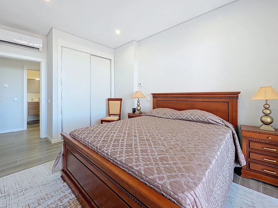 Apartamento T2 para Venda em Portimão Foto 15