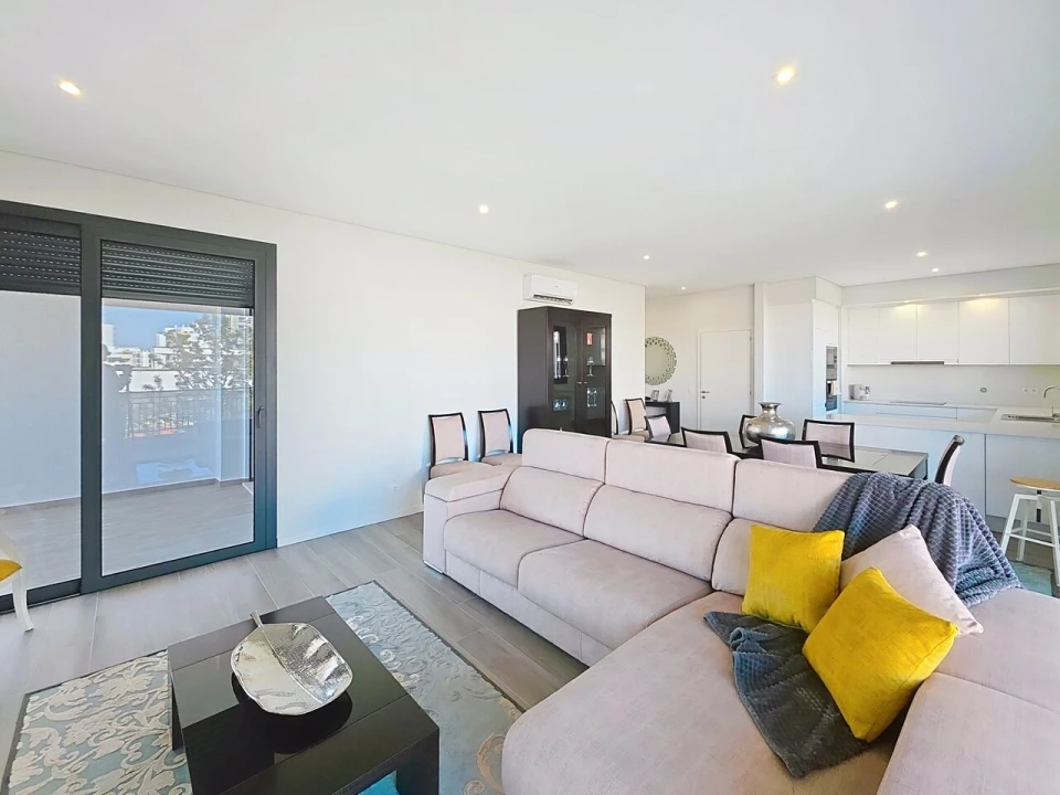 Apartamento T2 para Venda em Portimão Foto 6