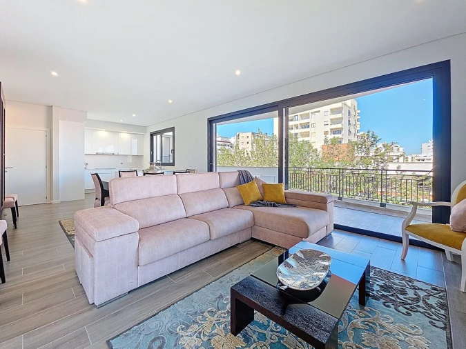 Apartamento T2 para Venda em Portimão Foto 5