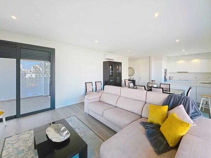 Apartamento T2 para Venda em Portimão Foto 6