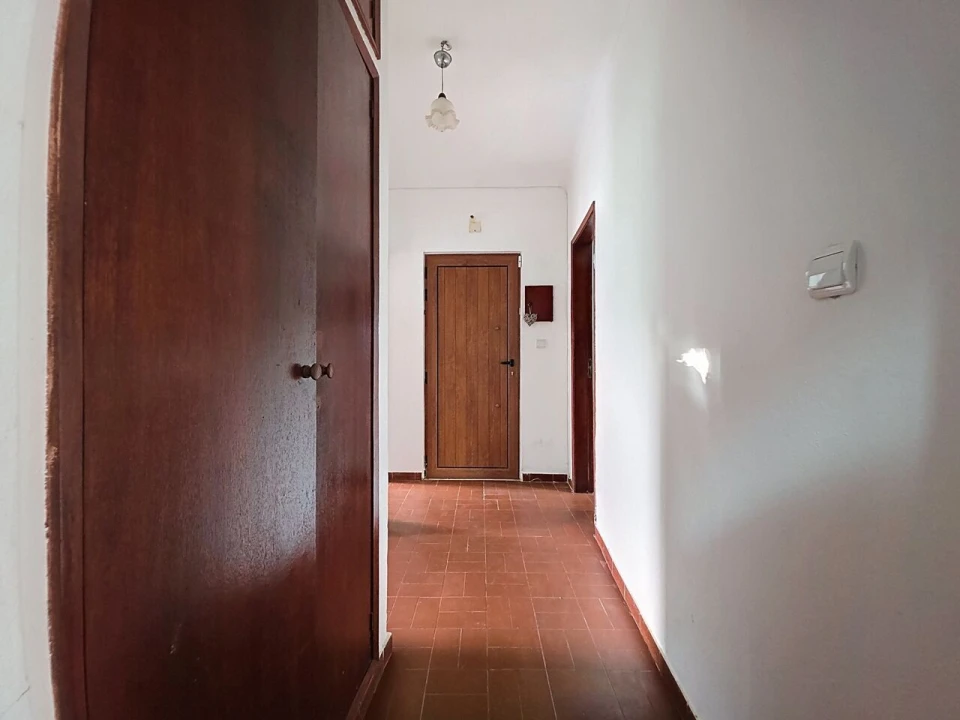 Prédio para Venda em Alvor Foto 23