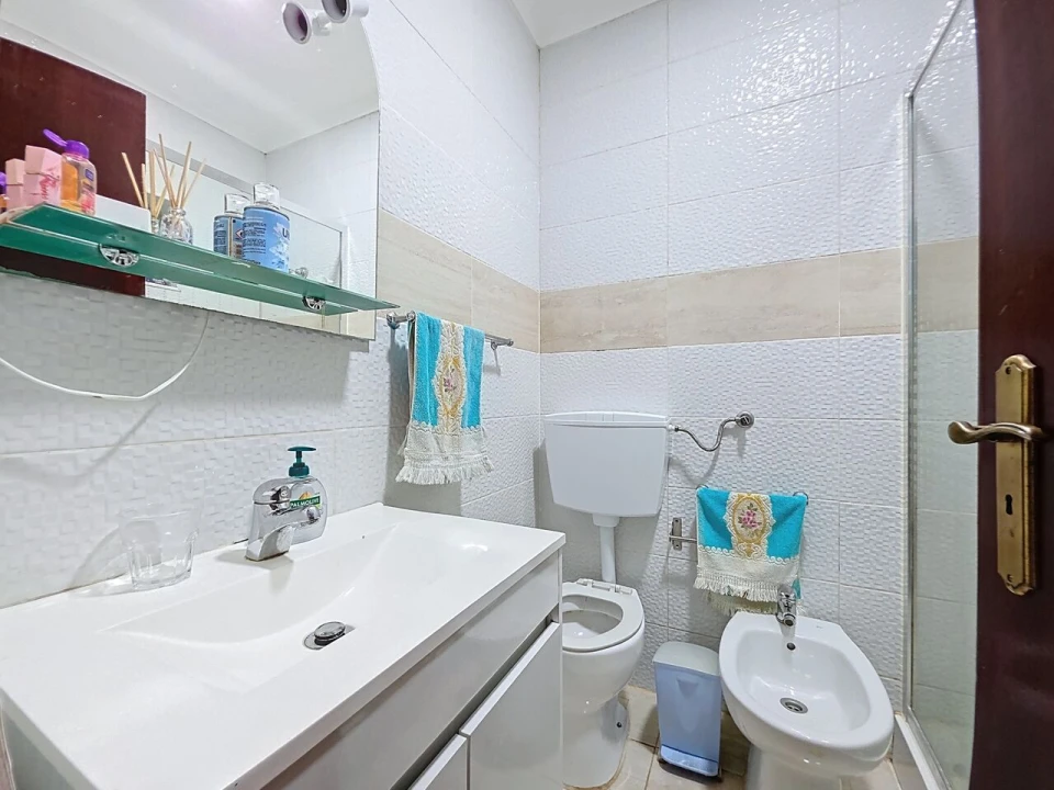 Prédio para Venda em Alvor Foto 29