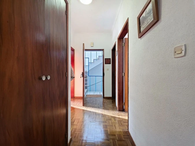 Prédio para Venda em Alvor Foto 16