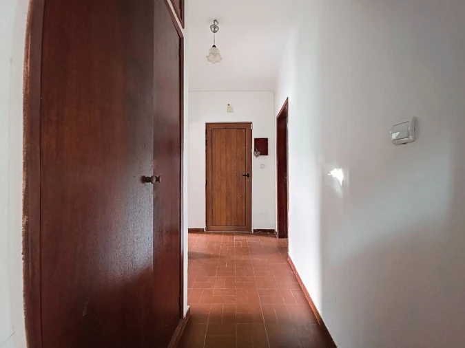 Prédio para Venda em Alvor Foto 23