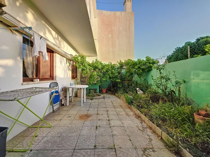 Prédio para Venda em Alvor Foto 30