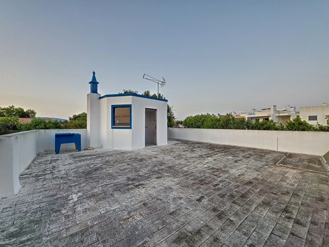 Prédio para Venda em Alvor Foto 33