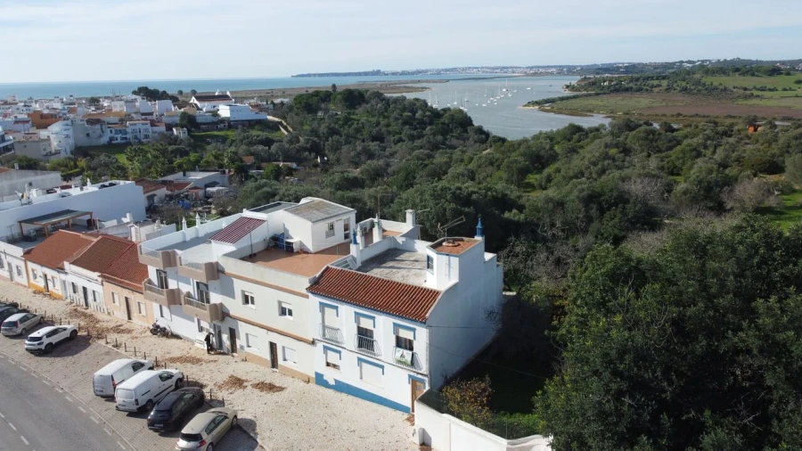 Prédio para Venda em Alvor Foto 3