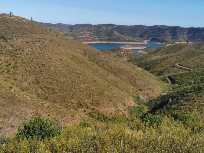 Terreno para Venda em Alferce Foto 2