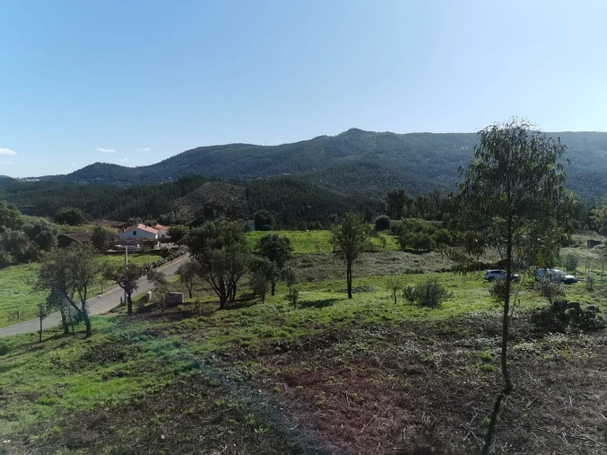 Terreno para Venda em Alferce Foto 4