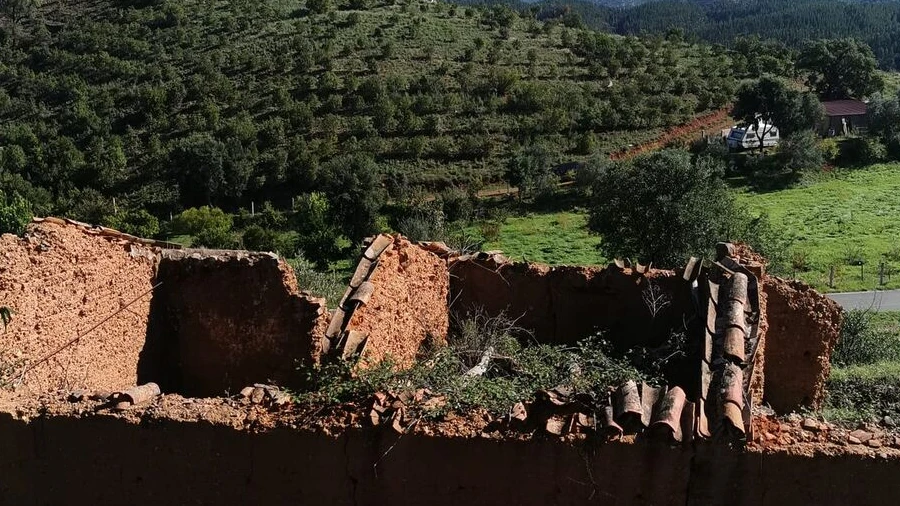 Terreno para Venda em Alferce