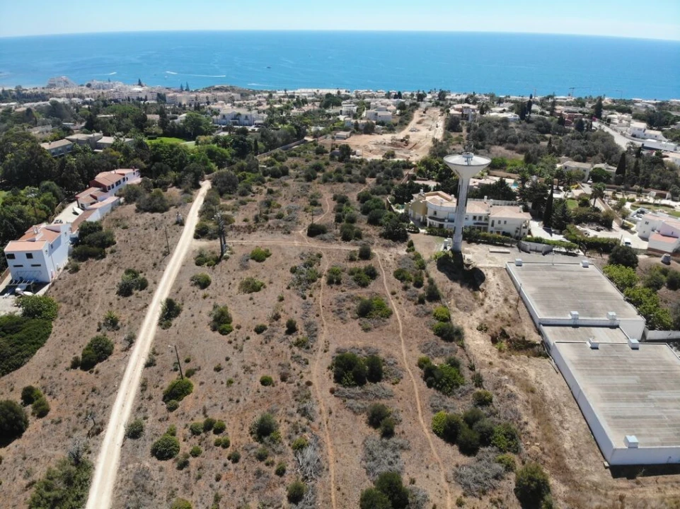 Terreno para Venda em Luz Foto 1