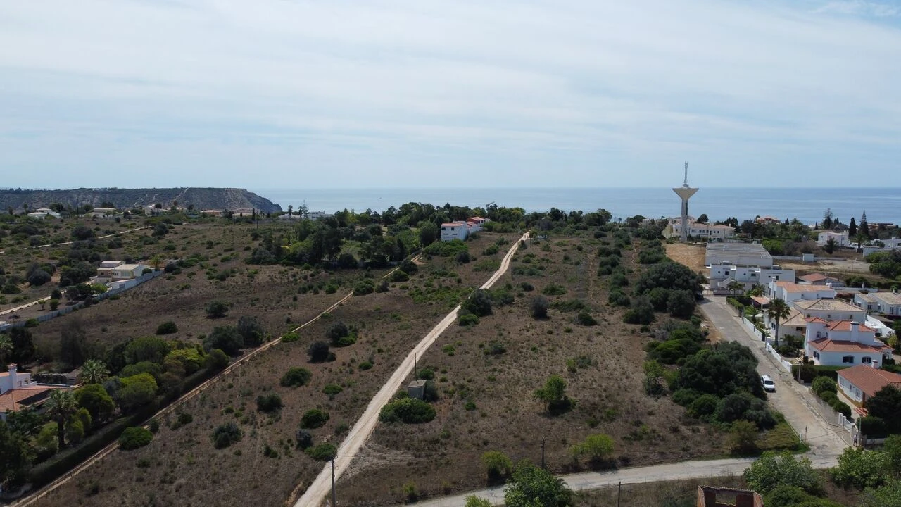 Terreno para Venda em Luz Foto 4