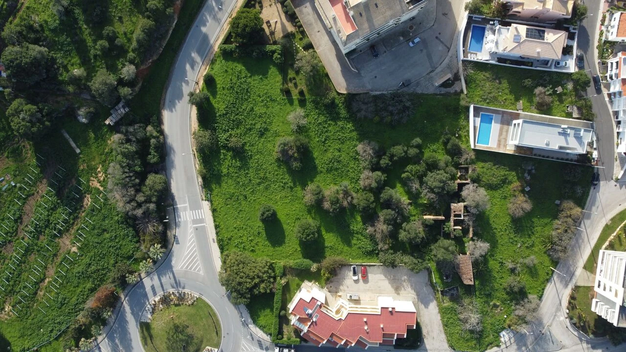 Terreno para Venda em Alvor Foto 5