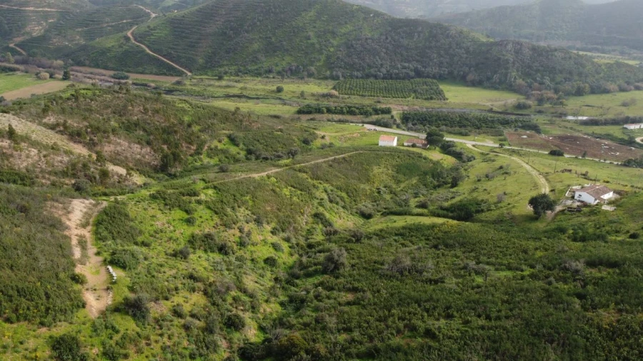 Quinta T2 para Venda em Alferce Foto 11