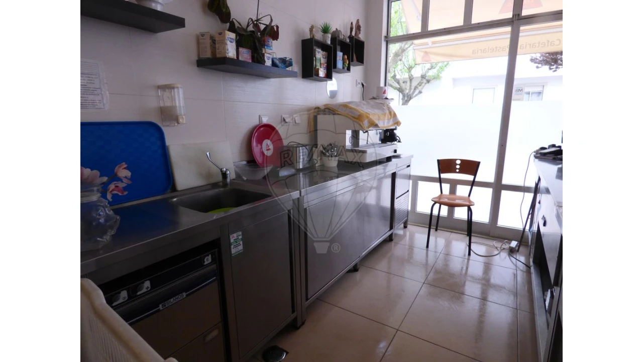 Loja para Venda em Cartaxo e Vale da Pinta Foto 13