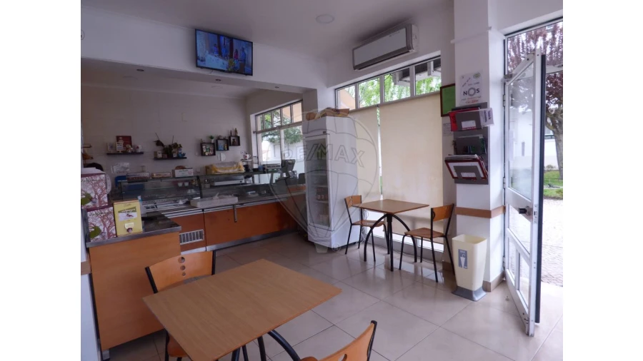 Loja para Venda em Cartaxo e Vale da Pinta Foto 7