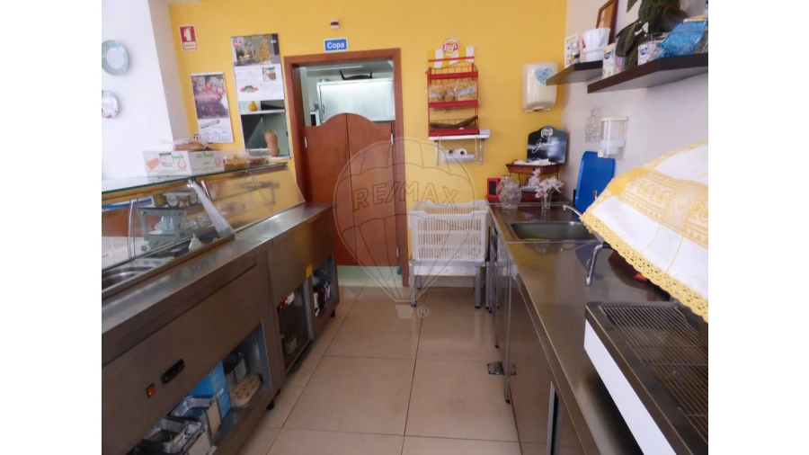 Loja para Venda em Cartaxo e Vale da Pinta Foto 17