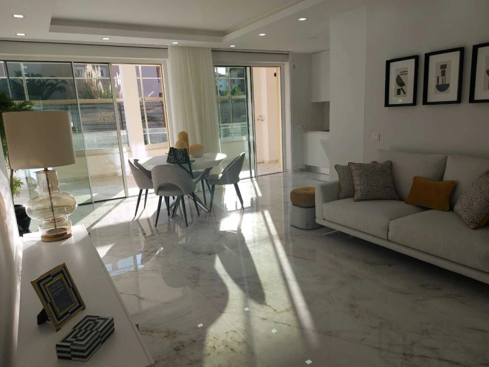 Apartamento T2 para Venda em Lagos (São Sebastião e Santa Maria) Foto 1