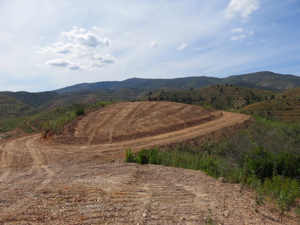 Terreno para Venda em Alferce Foto 3