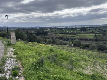 Terreno para Venda em Portimão