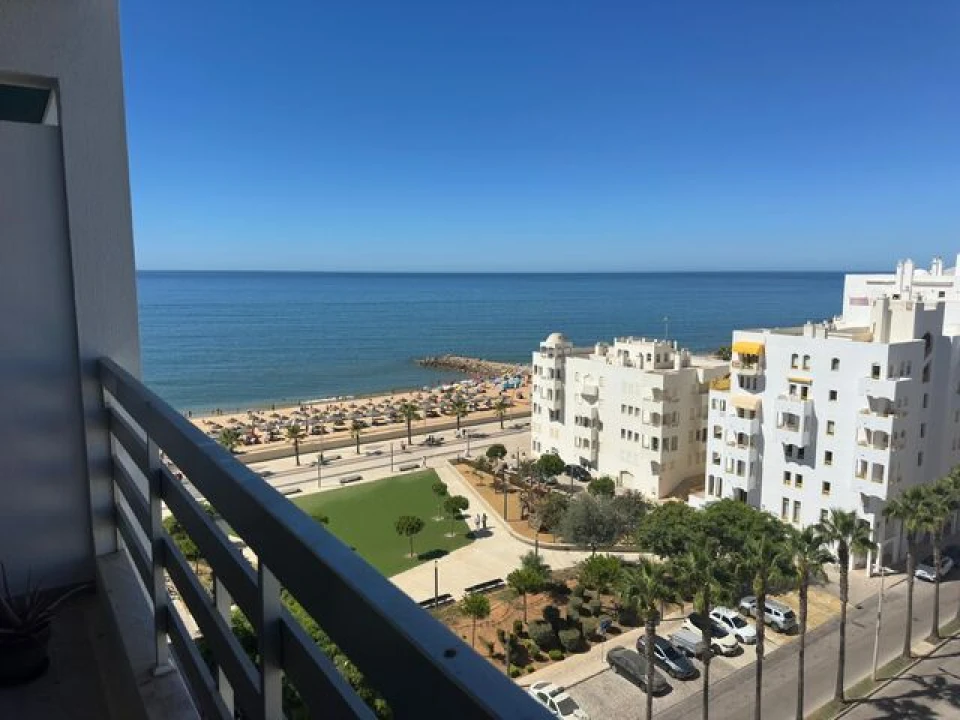 Apartamento T2 para Venda em Quarteira Foto 16