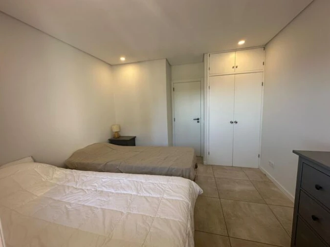 Apartamento T2 para Venda em Quarteira Foto 13