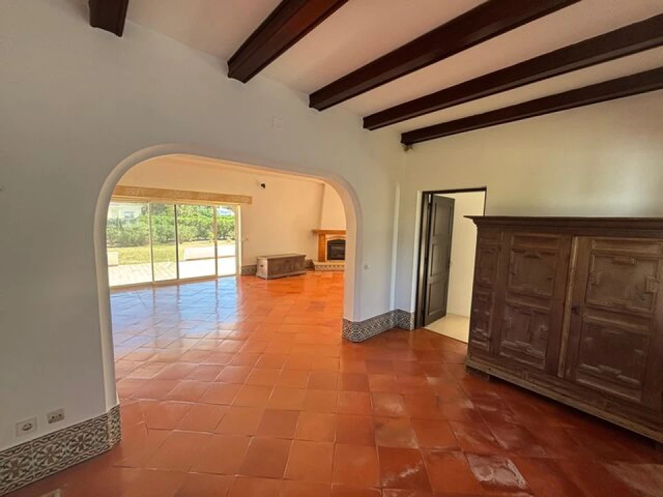 Moradia T4 para Venda em Mexilhoeira Grande Foto 6