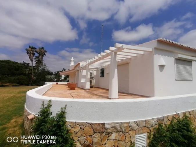 Moradia T4 para Venda em Mexilhoeira Grande Foto 2