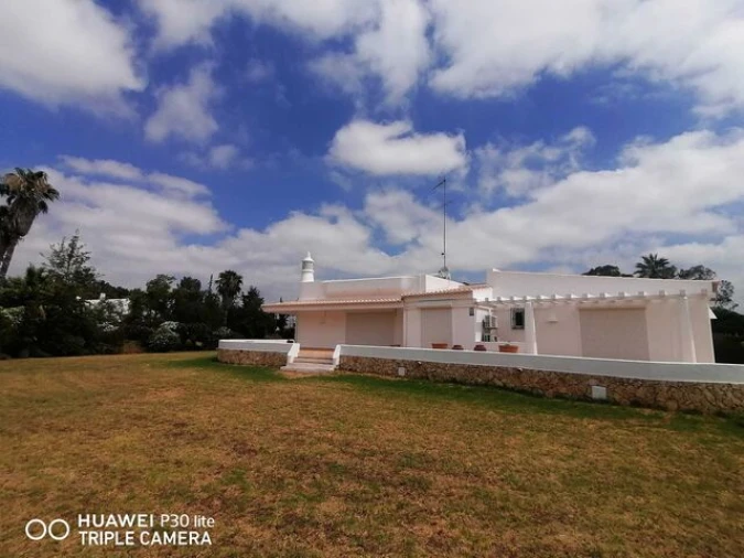 Moradia T4 para Venda em Mexilhoeira Grande Foto 15