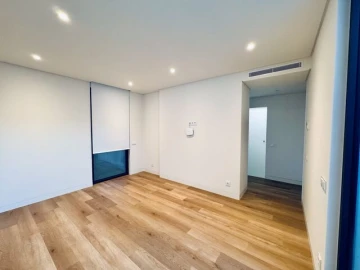 Moradia T2 para Venda em Quarteira