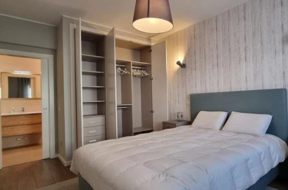 Apartamento T4 para Venda em Portimão