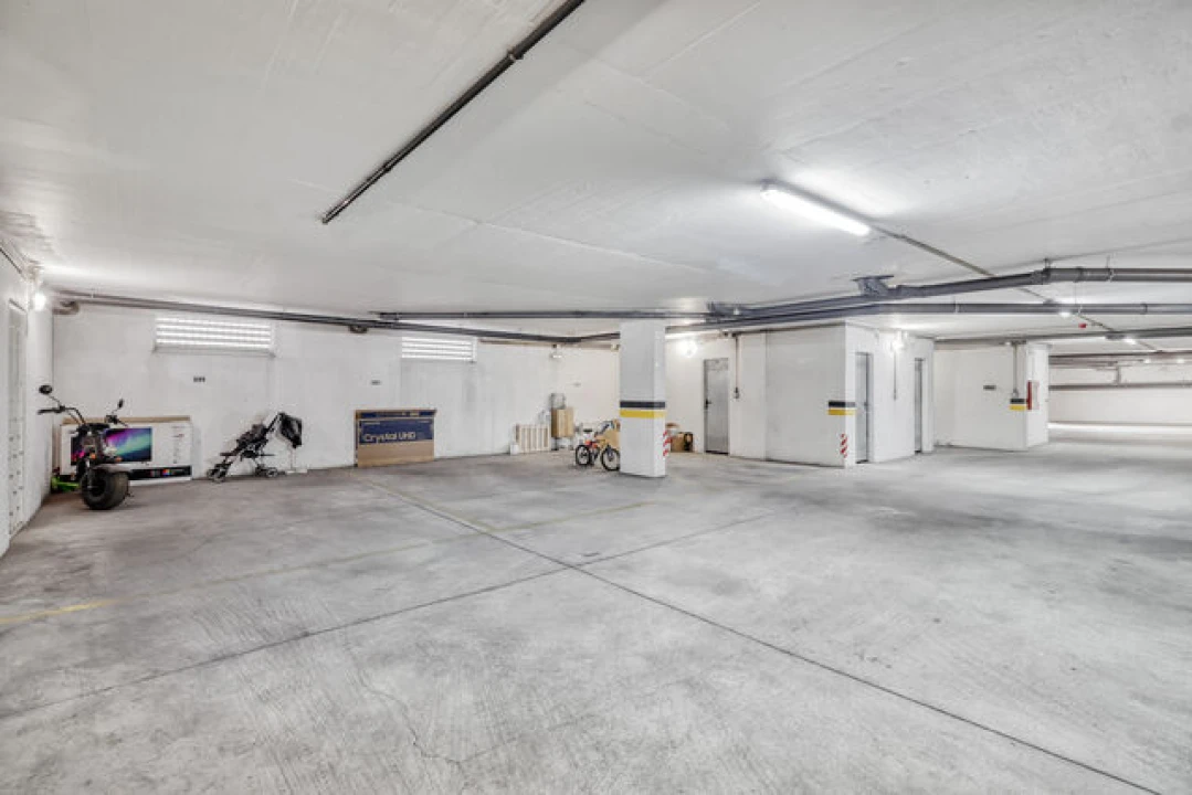 Apartamento T2 para Venda em Quarteira Foto 14