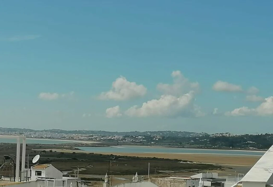 Apartamento T0 para Venda em Alvor Foto 9