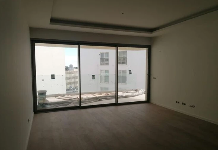 Apartamento T0 para Venda em Alvor Foto 11