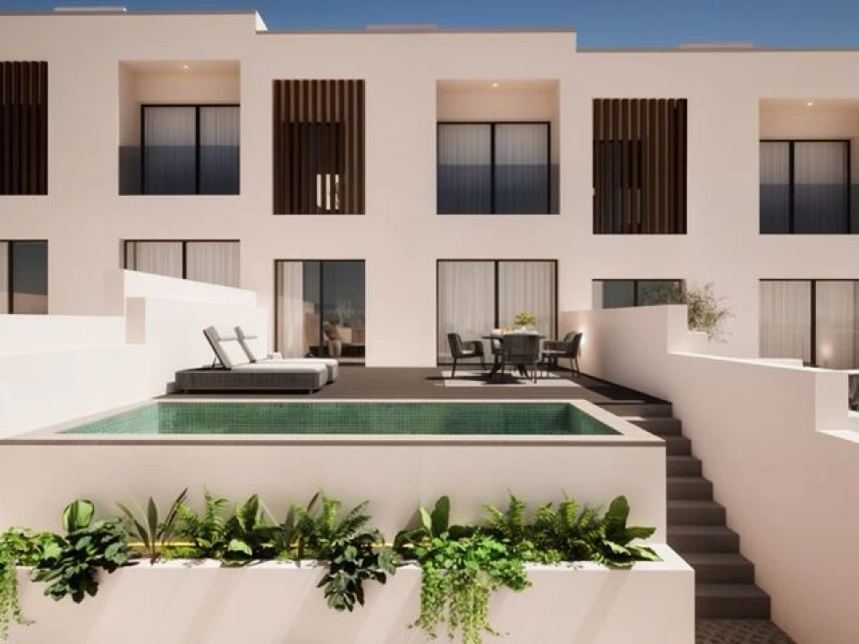 Moradia T4 para Venda em Ferragudo Foto 3