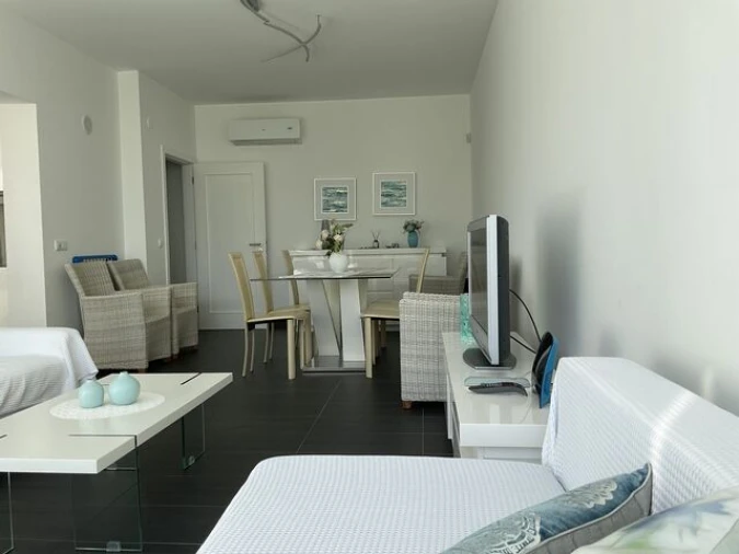 Apartamento T2 para Venda em Quarteira Foto 5