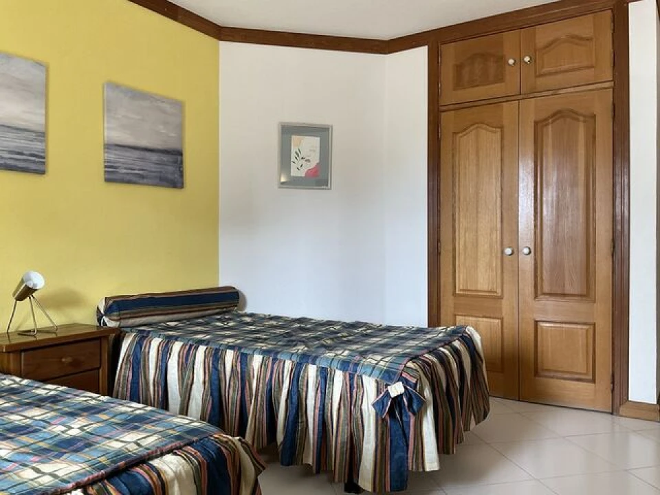 Apartamento T1 para Venda em Quarteira Foto 7