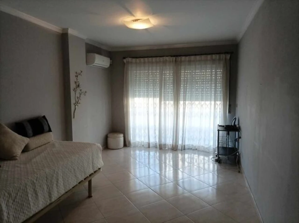 Apartamento T2 para Venda em Albufeira e Olhos de Água Foto 7