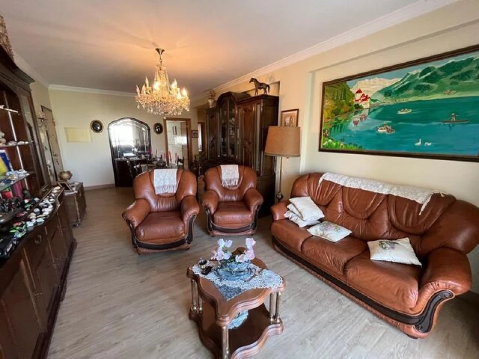 Apartamento T2 para Venda em Quarteira Foto 2