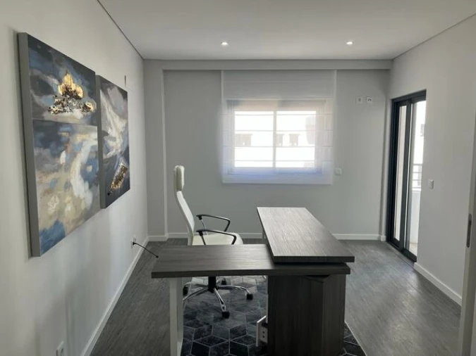 Apartamento T3 para Venda em Olhão Foto 8