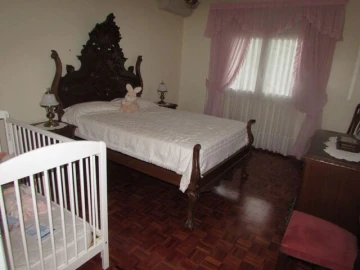 Moradia T0 para Venda em Quarteira