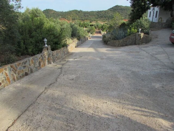 Moradia T0 para Venda em Salir Foto 2