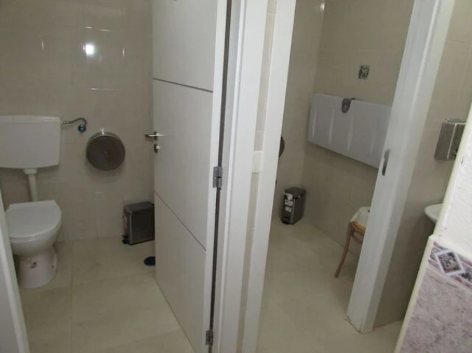 Loja para Venda em Quarteira Foto 2