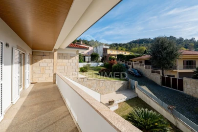 Moradia T4 para Venda em Adaufe