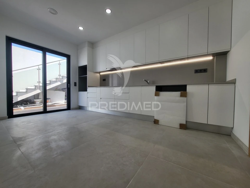 Moradia T4 para Venda em Portimão Foto 29